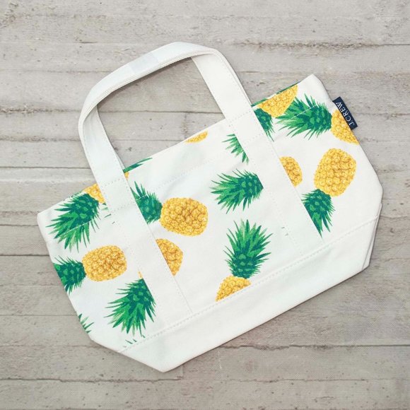 NWT J. Crew Canvas Pineapple  Mini Tote in White Summer Green - Picture 1 of 3
